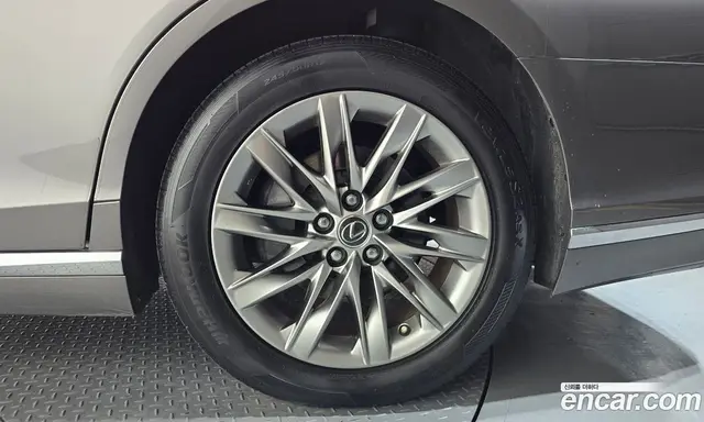 Lexus LS 2018 3.4 автомат (гидро), миниатюра 7