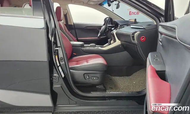 Lexus NX 2017 2.5 автомат (гидро), миниатюра 11
