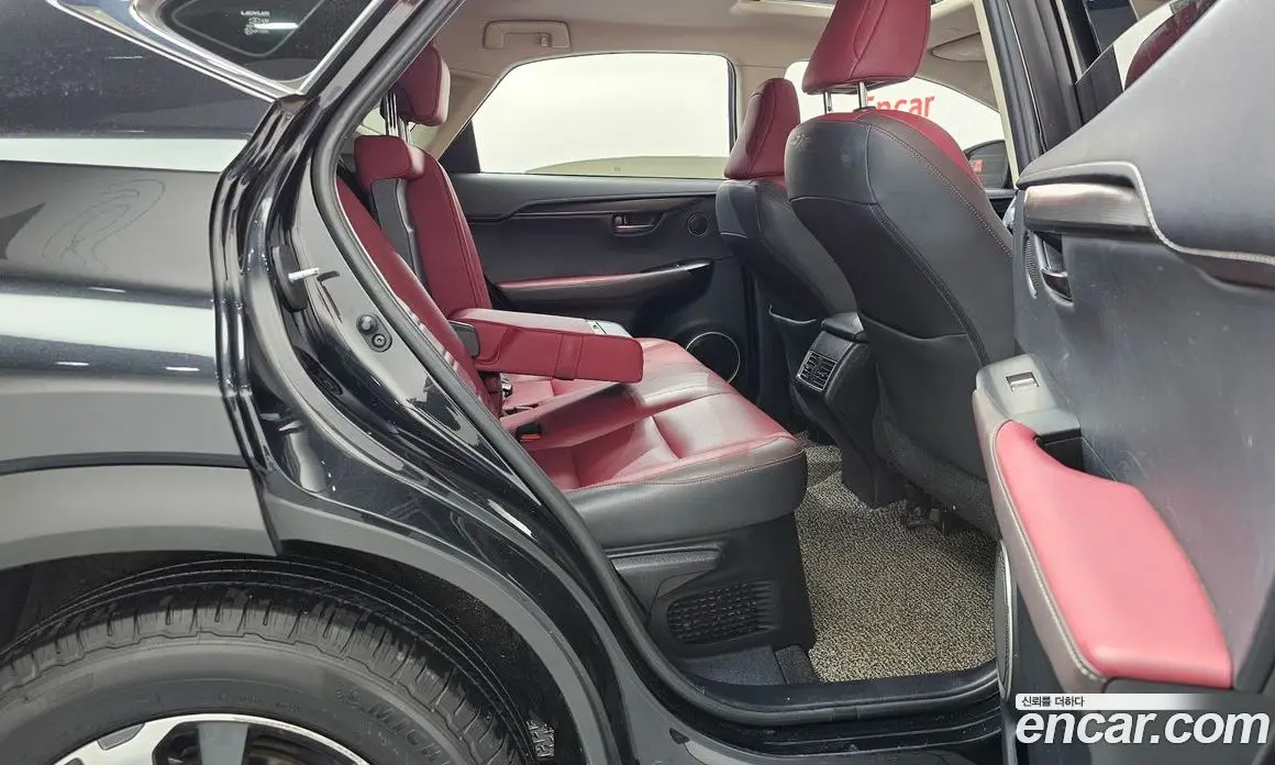 Lexus NX 2017 2.5 автомат (гидро), фото 12