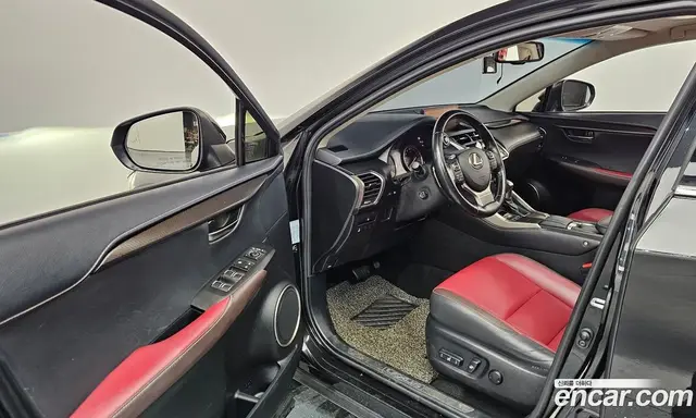 Lexus NX 2017 2.5 автомат (гидро), миниатюра 10