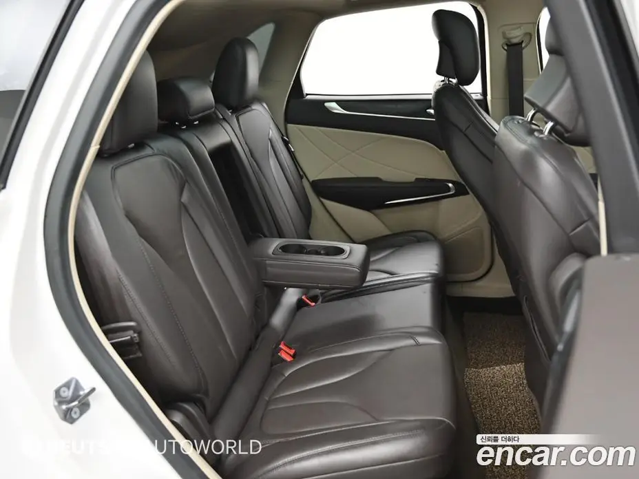 Lincoln MKC 2019 2.0 автомат (гидро), фото 12