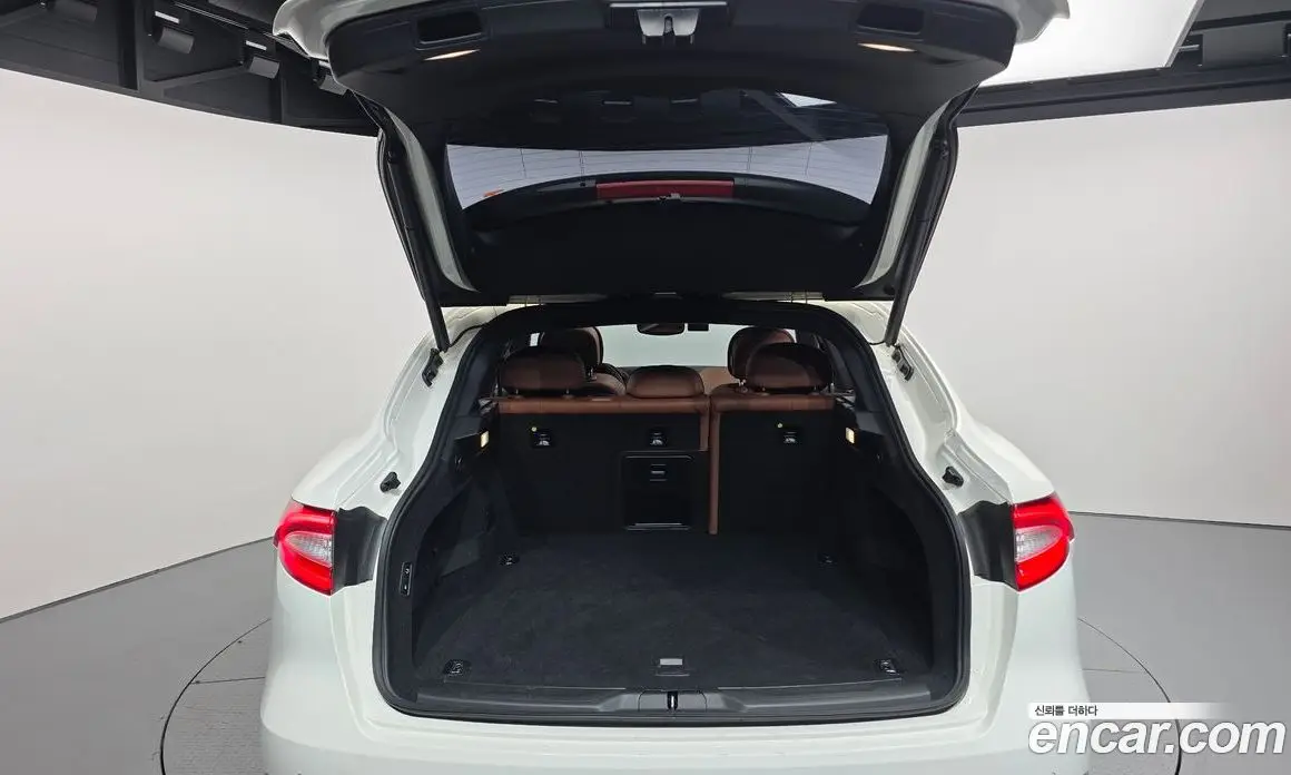 Maserati Levante 2017 3.0 автомат (гидро), фото 20
