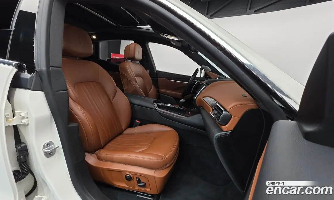 Maserati Levante 2017 3.0 автомат (гидро), фото 10