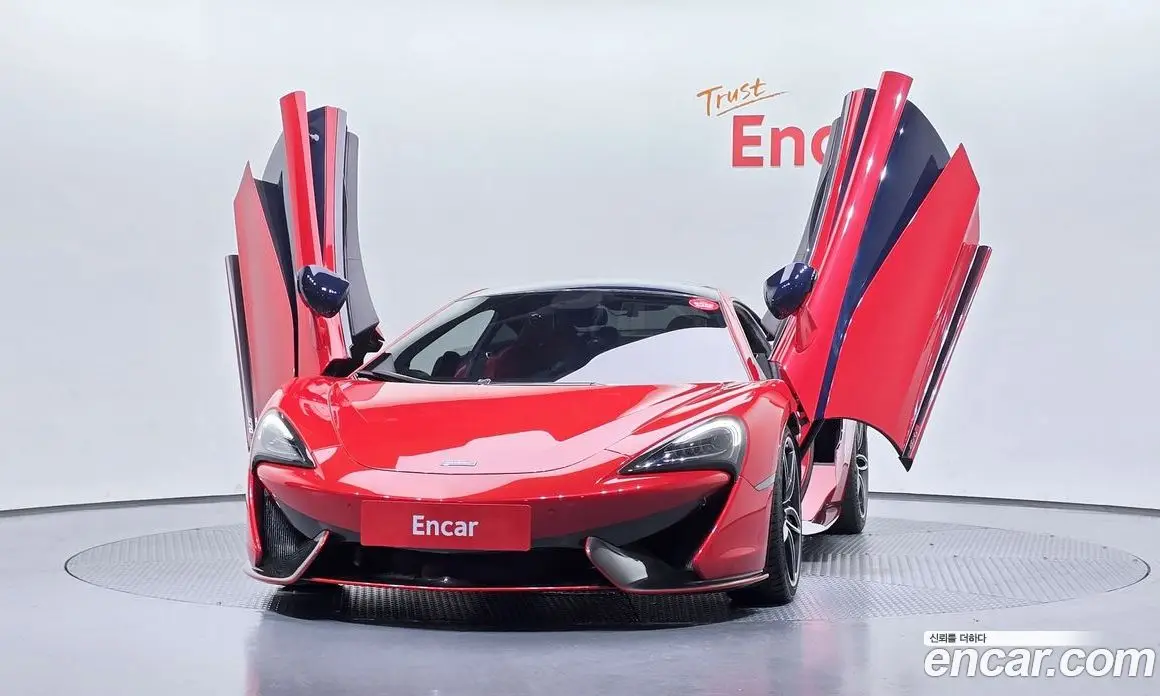 McLaren 570S 2017 3.8 автомат (гидро), фото 3