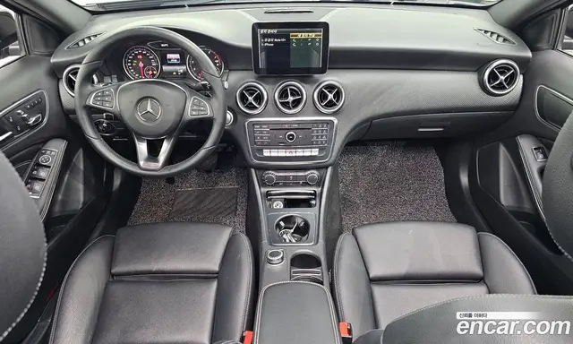 Mercedes-Benz A-Class 2018 1.6 автомат (гидро), миниатюра 7
