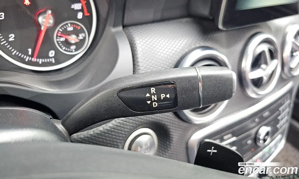 Mercedes-Benz A-Class 2018 1.6 автомат (гидро), фото 9