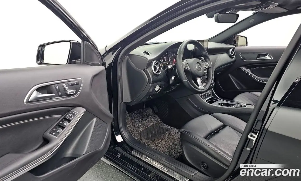 Mercedes-Benz A-Class 2018 1.6 автомат (гидро), фото 10
