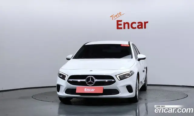 Mercedes-Benz A-Class 2020 2.0 автомат (гидро), миниатюра 2