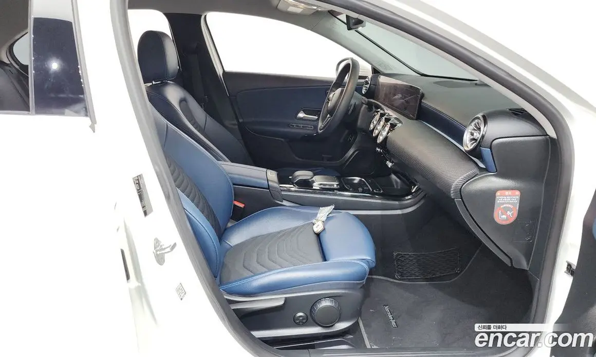 Mercedes-Benz A-Class 2020 2.0 автомат (гидро), фото 15