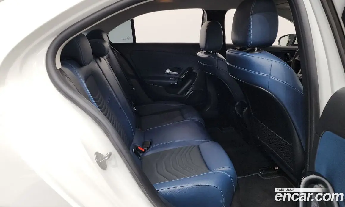 Mercedes-Benz A-Class 2020 2.0 автомат (гидро), фото 16