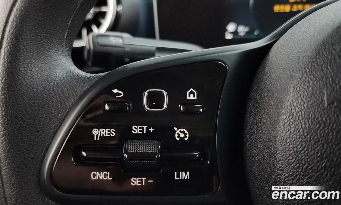 Mercedes-Benz A-Class 2020 2.0 автомат (гидро), фото 21
