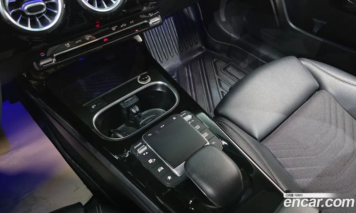 Mercedes-Benz A-Class 2020 2.0 автомат (гидро), фото 16