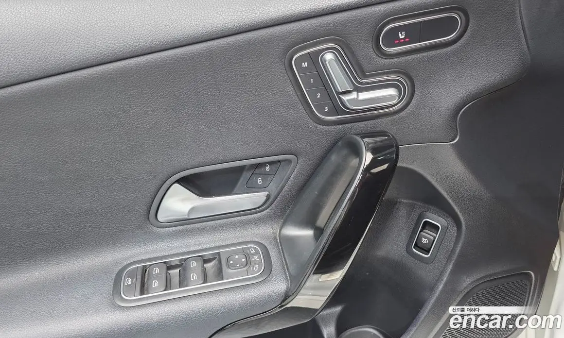 Mercedes-Benz A-Class 2020 2.0 автомат (гидро), фото 19