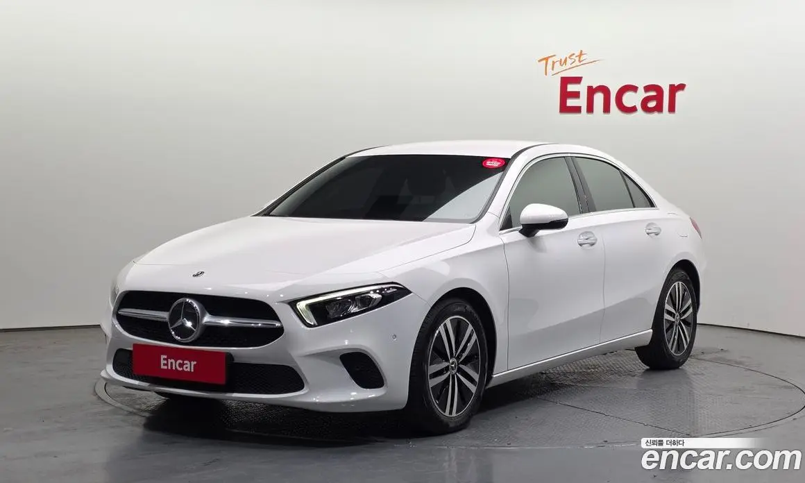 Mercedes-Benz A-Class 2021 2.0 автомат (гидро), фото 1 Mercedes-Benz A-Class 2021 2.0 автомат (гидро), фото 1