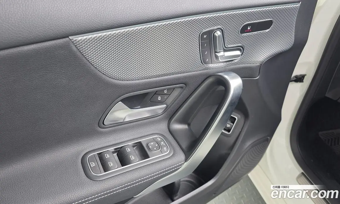 Mercedes-Benz A-Class 2021 2.0 автомат (гидро), фото 19 Mercedes-Benz A-Class 2021 2.0 автомат (гидро), фото 19