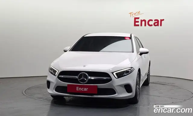 Mercedes-Benz A-Class 2021 2.0 автомат (гидро), миниатюра 3 Mercedes-Benz A-Class 2021 2.0 автомат (гидро), миниатюра 3