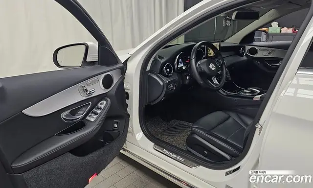 Mercedes-Benz C-Class 2016 2.1 автомат (гидро), миниатюра 10