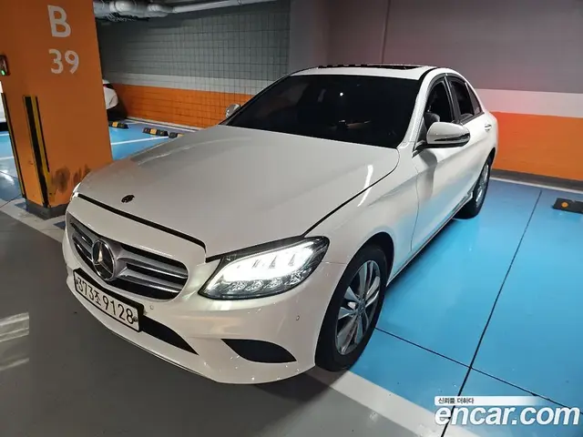 Mercedes-Benz C-Class 2020 2.0 автомат (гидро), миниатюра 4