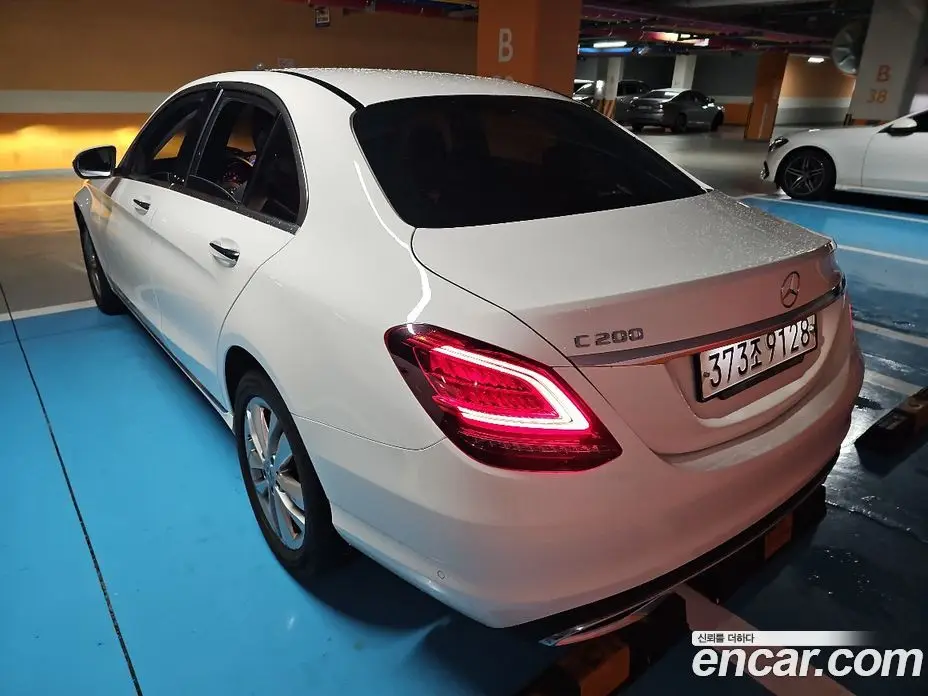 Mercedes-Benz C-Class 2020 2.0 автомат (гидро), фото 5