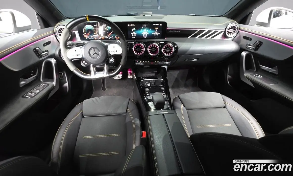 Mercedes-Benz CLA-Class 2023 2.0 автомат (гидро), фото 10