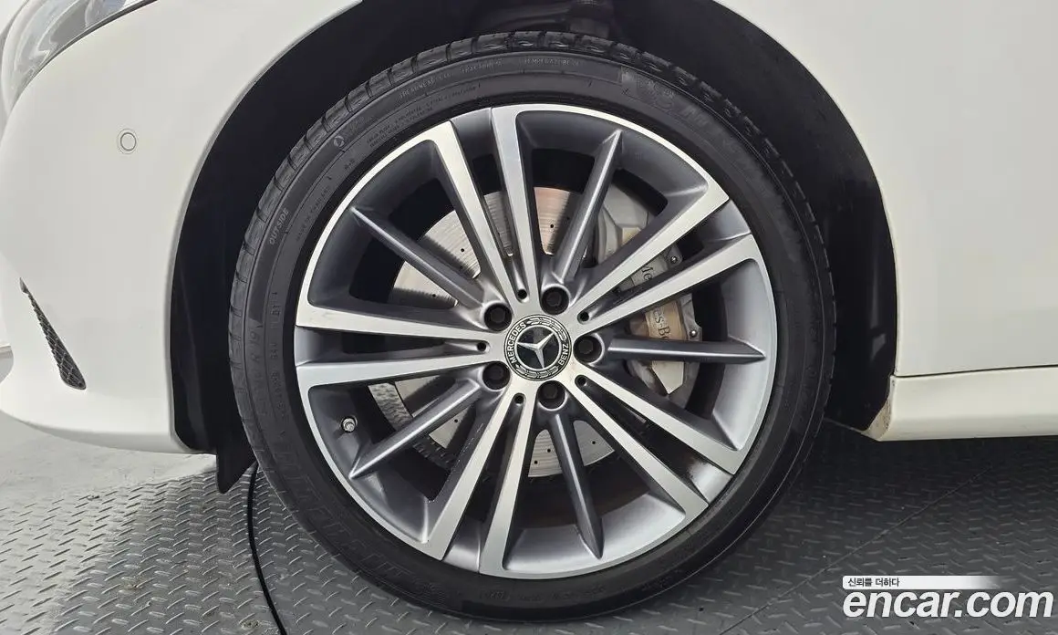 Mercedes-Benz CLS-Class 2019 2.9 автомат (гидро), фото 4