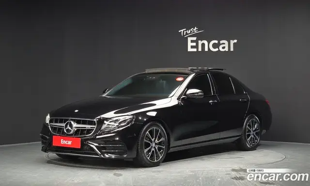 Mercedes-Benz E-Class 2016 2.0 автомат (гидро), миниатюра 1