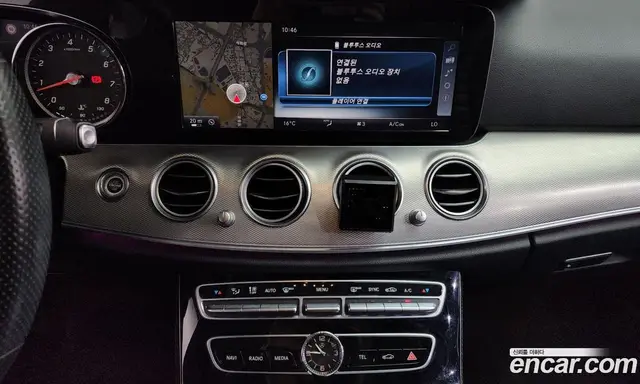 Mercedes-Benz E-Class 2017 2.0 автомат (гидро), миниатюра 12