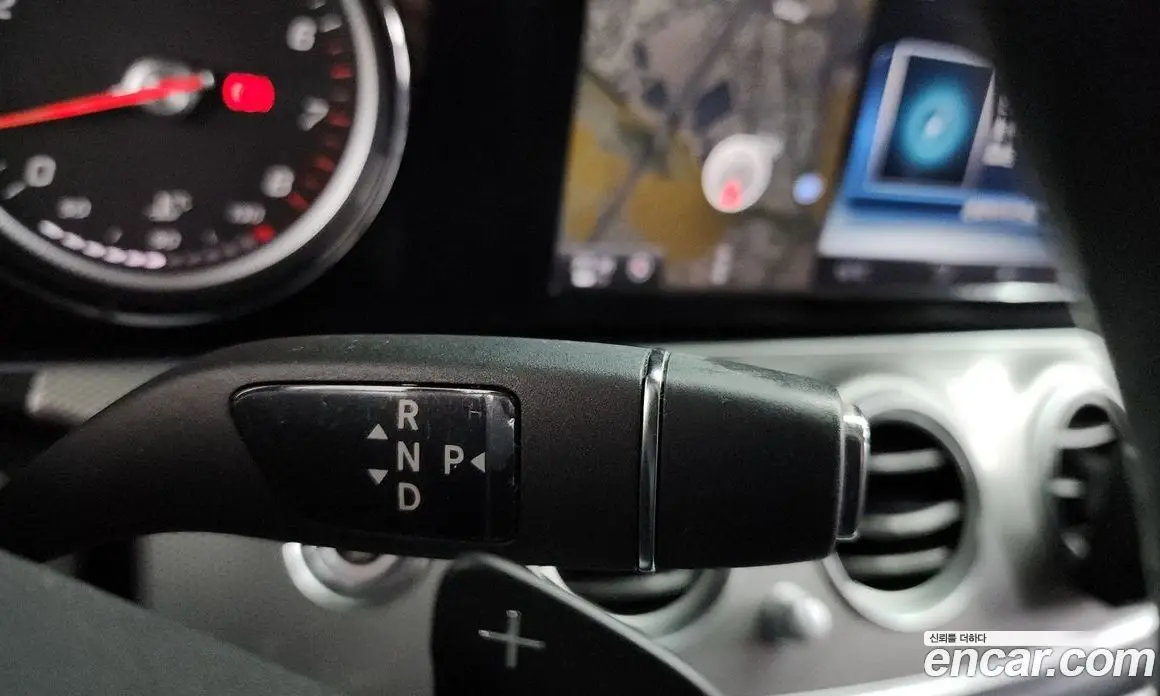 Mercedes-Benz E-Class 2017 2.0 автомат (гидро), фото 9