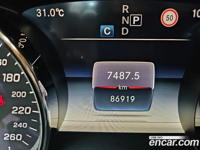 Mercedes-Benz E-Class 2018 2.0 автомат (гидро), миниатюра 12