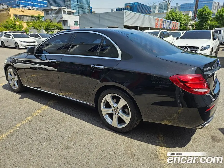 Mercedes-Benz E-Class 2018 2.0 автомат (гидро), фото 3 Mercedes-Benz E-Class 2018 2.0 автомат (гидро), фото 3