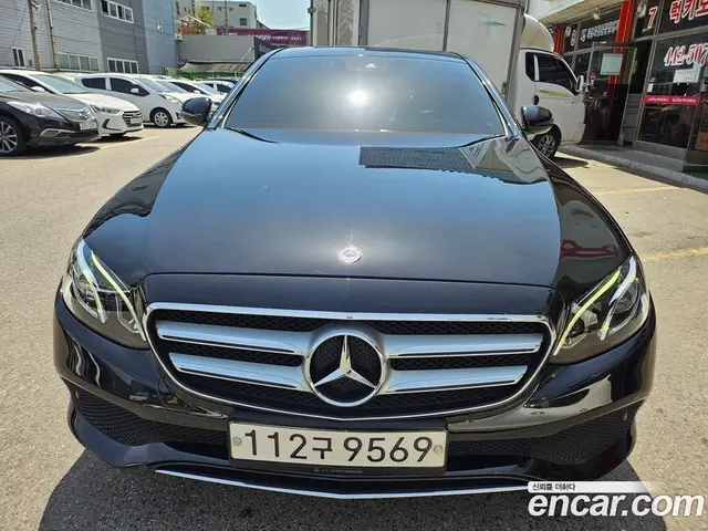 Mercedes-Benz E-Class 2018 2.0 автомат (гидро), миниатюра 8 Mercedes-Benz E-Class 2018 2.0 автомат (гидро), миниатюра 8