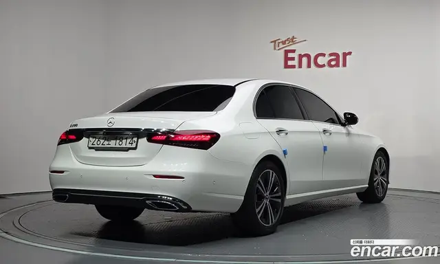 Mercedes-Benz E-Class 2020 2.0 автомат (гидро), миниатюра 2