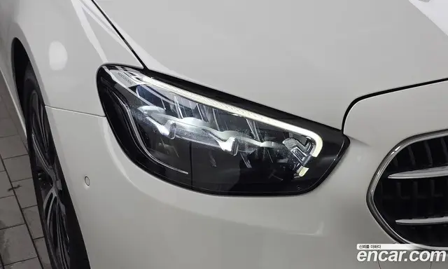 Mercedes-Benz E-Class 2020 2.0 автомат (гидро), миниатюра 8
