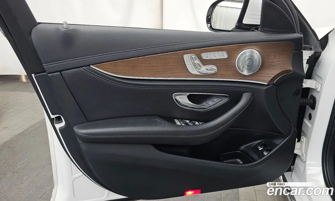 Mercedes-Benz E-Class 2020 2.0 автомат (гидро), фото 14