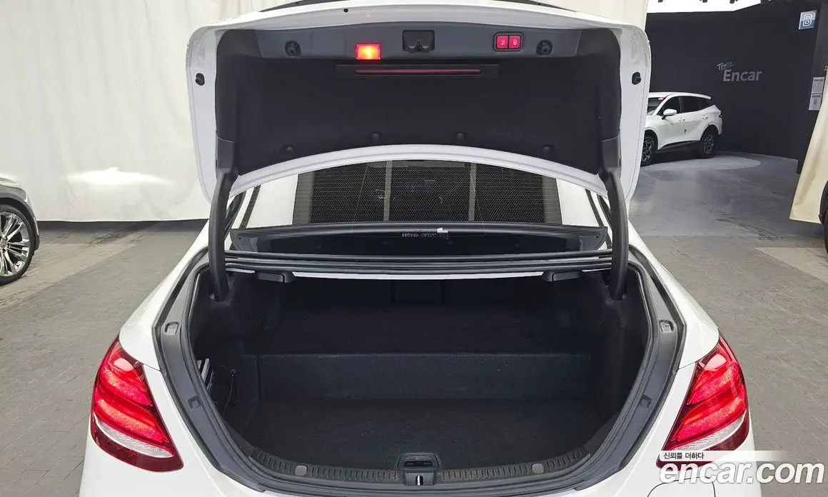 Mercedes-Benz E-Class 2020 2.0 автомат (гидро), фото 26