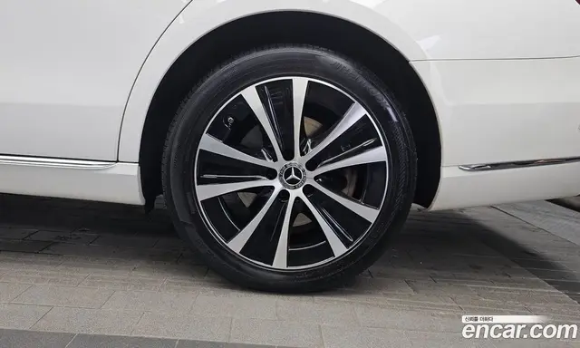 Mercedes-Benz E-Class 2020 2.0 автомат (гидро), миниатюра 7