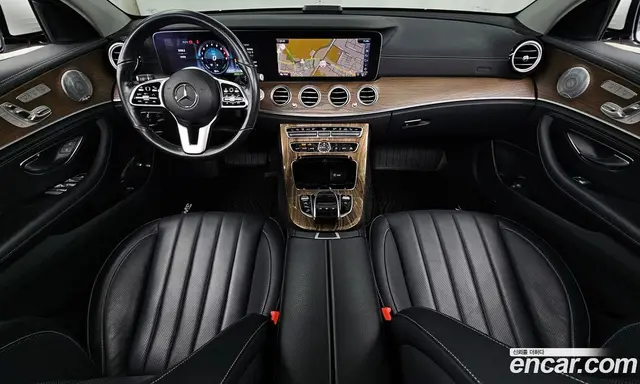 Mercedes-Benz E-Class 2020 2.0 автомат (гидро), миниатюра 10