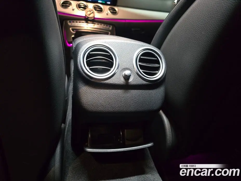 Mercedes-Benz E-Class 2021 2.0 автомат (гидро), фото 10