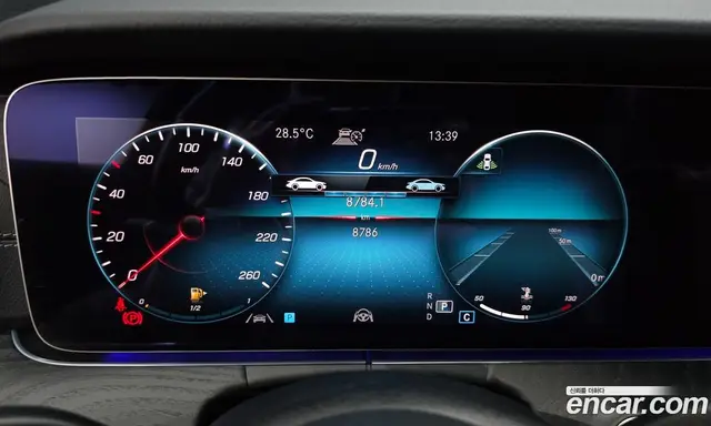 Mercedes-Benz E-Class 2022 2.0 автомат (гидро), миниатюра 11