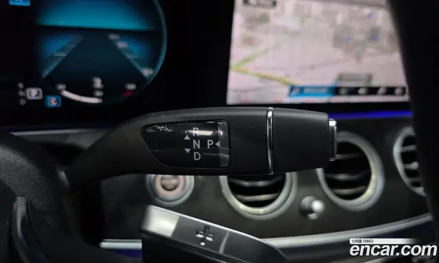 Mercedes-Benz E-Class 2022 2.0 автомат (гидро), миниатюра 12