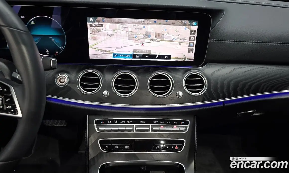 Mercedes-Benz E-Class 2022 2.0 автомат (гидро), фото 20
