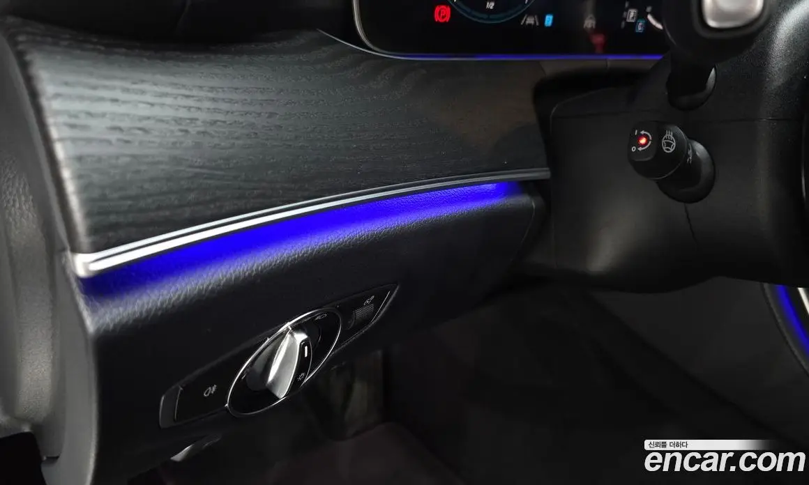 Mercedes-Benz E-Class 2022 2.0 автомат (гидро), фото 34