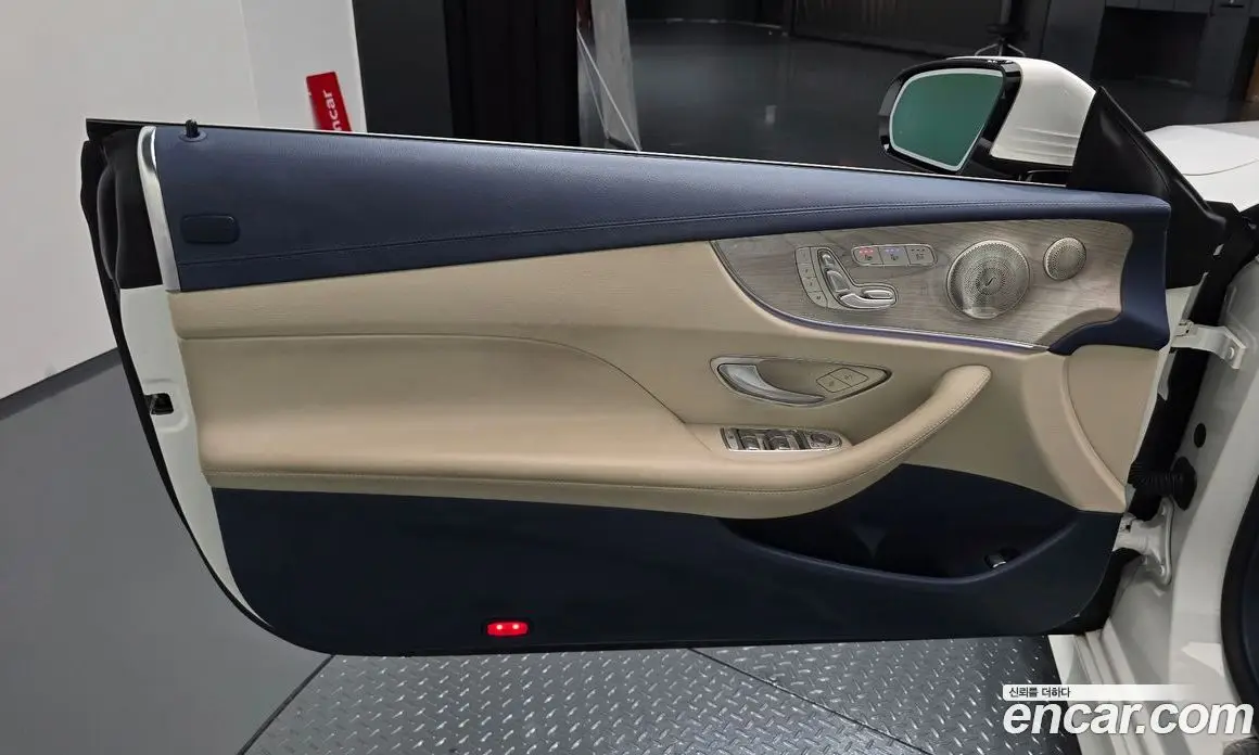 Mercedes-Benz E-Class 2023 3.0 автомат (гидро), фото 13