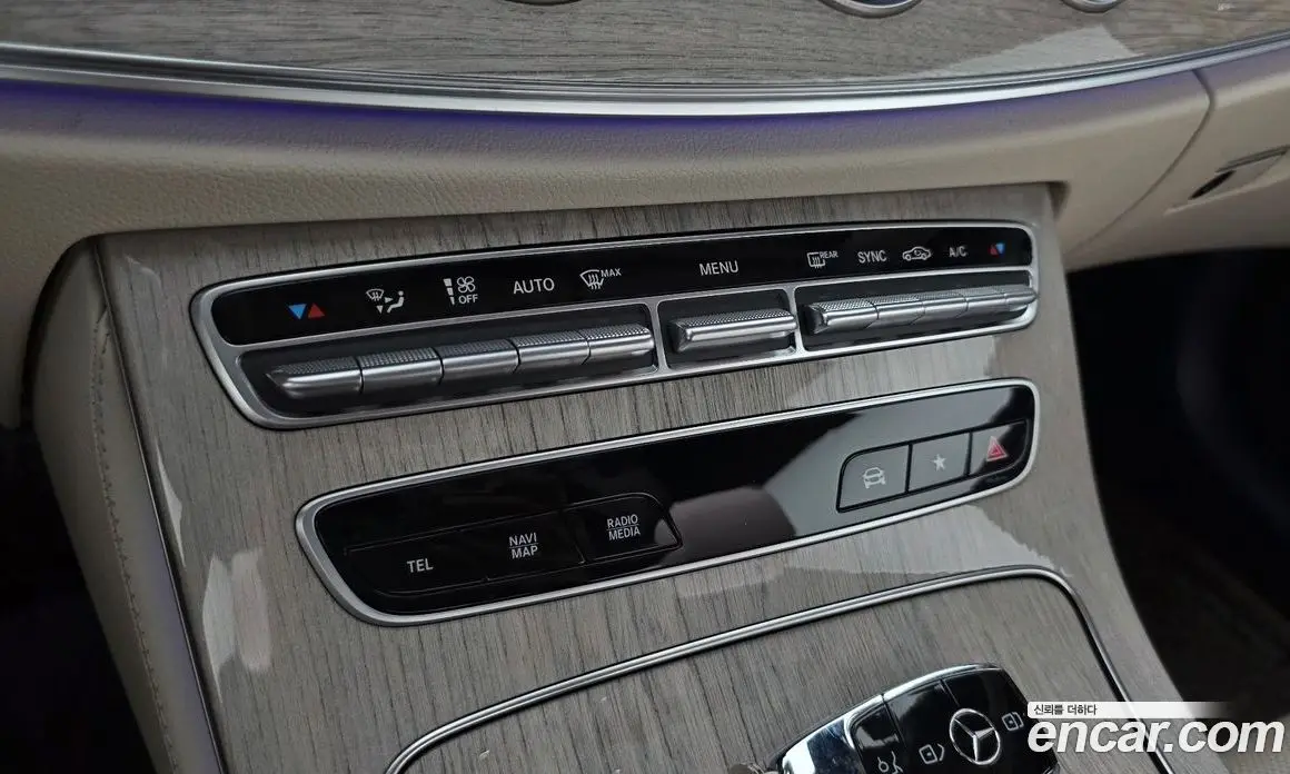 Mercedes-Benz E-Class 2023 3.0 автомат (гидро), фото 22