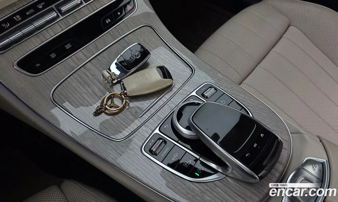Mercedes-Benz E-Class 2023 3.0 автомат (гидро), фото 24