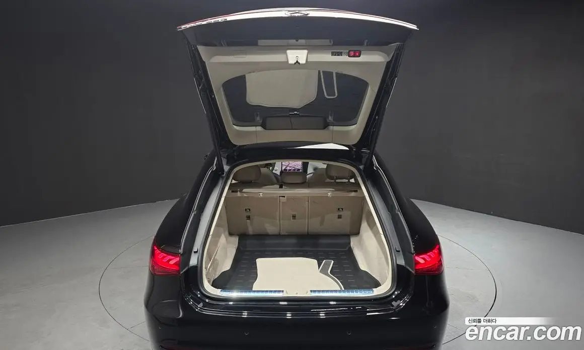 Mercedes-Benz EQS 2022 0.3 автомат (гидро), фото 23