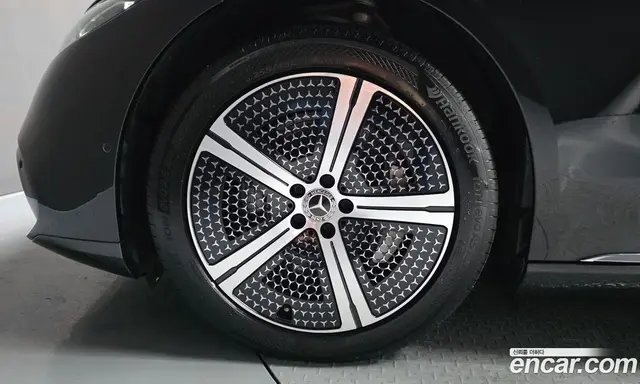 Mercedes-Benz EQS 2022 0.3 автомат (гидро), миниатюра 5