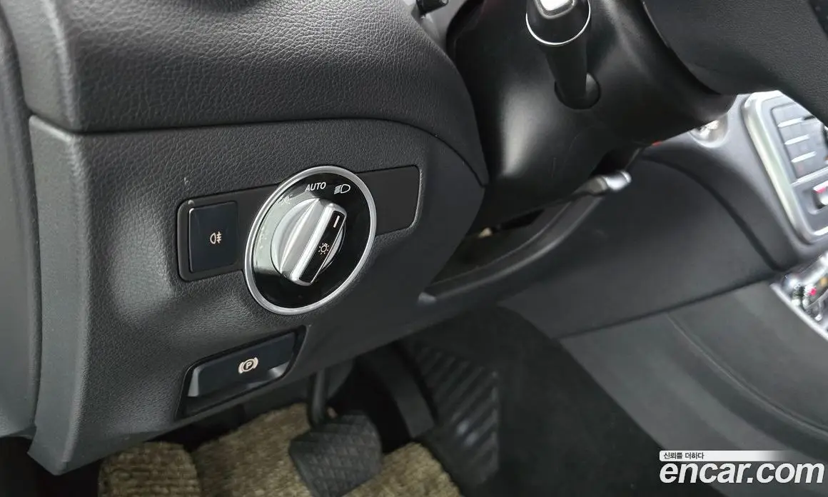 Mercedes-Benz GLA-Class 2016 2.1 автомат (гидро), фото 15