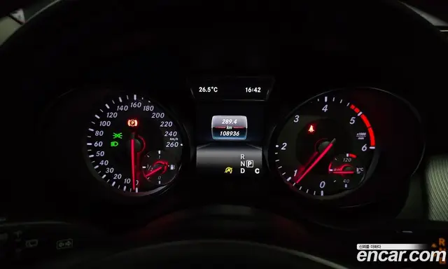 Mercedes-Benz GLA-Class 2016 2.1 автомат (гидро), миниатюра 8