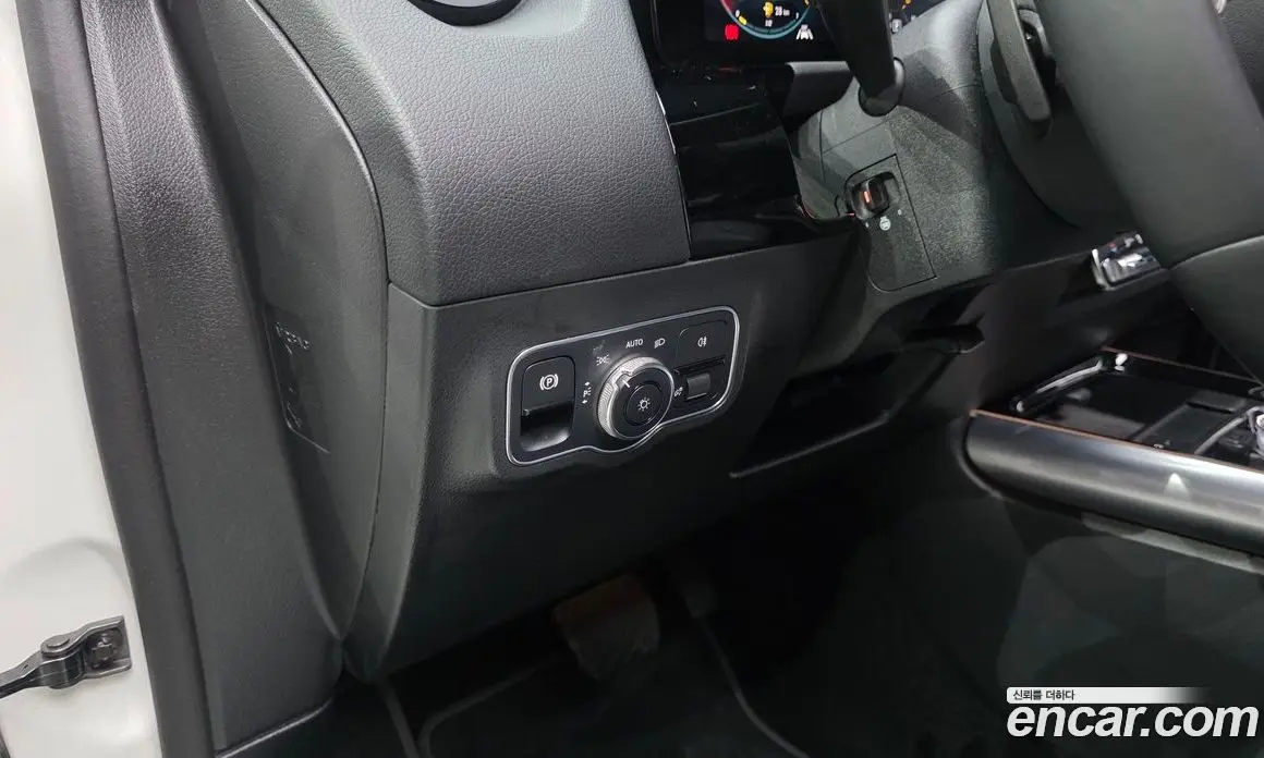 Mercedes-Benz GLA-Class 2021 2.0 автомат (гидро), фото 26